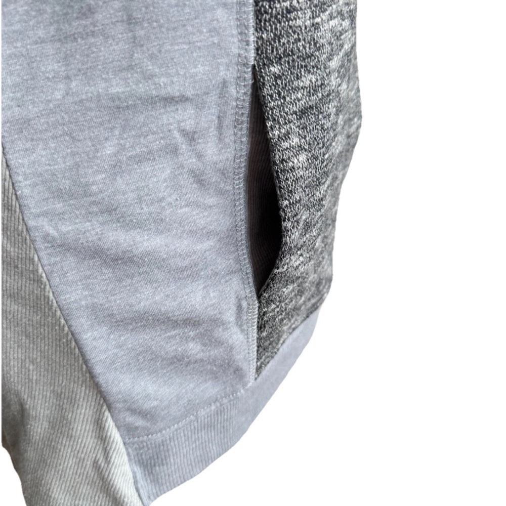 LOGO LORI GOLDSTEIN A-Line Tunic Hoodie Top Gray Color block XS Athleisure QVC - Picture 7 of 11
